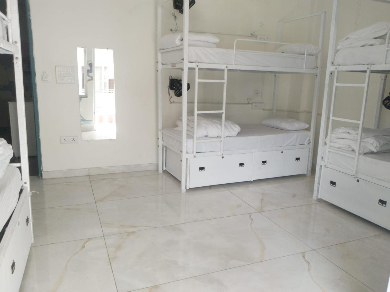 The Sweven Rishikesh Hostel Ngoại thất bức ảnh
